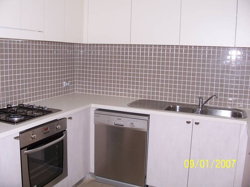 142/80 John Whiteway Drive, Gosford NSW 2250