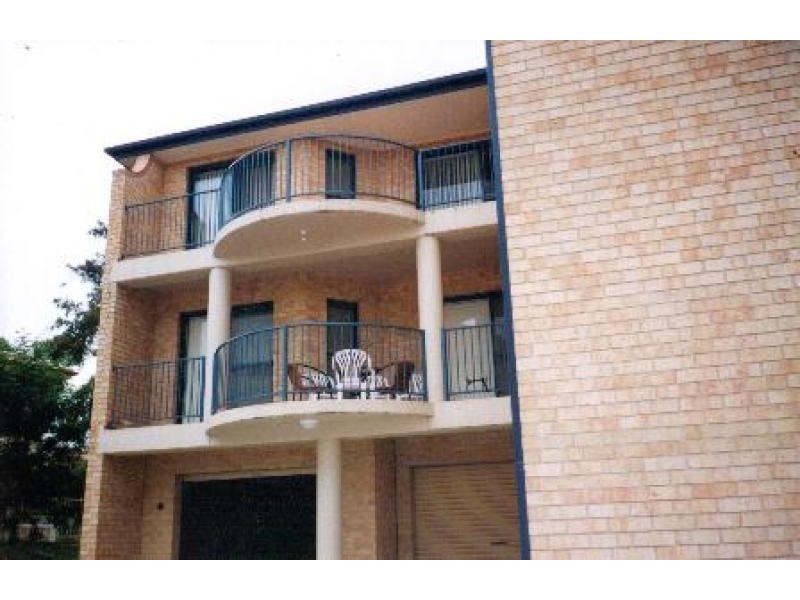 8/29 Central Coast Highway, West Gosford NSW 2250