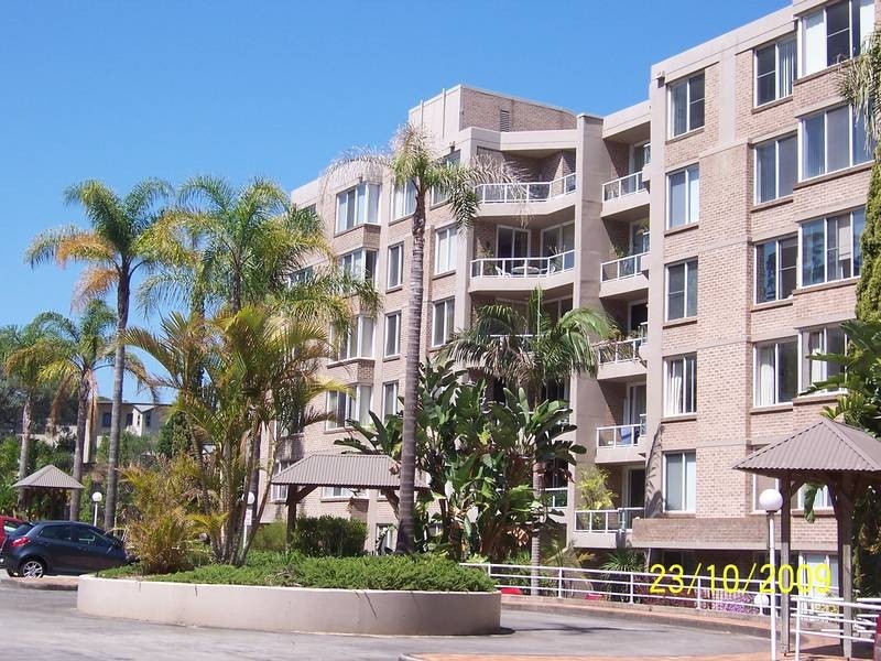 61/91-95 John Whiteway Drive, Gosford NSW 2250