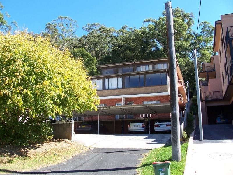 2/50 Holden Street, Gosford NSW 2250