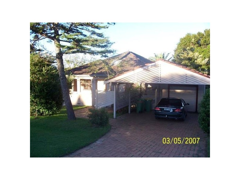 65 Albany Street, Point Frederick NSW 2250