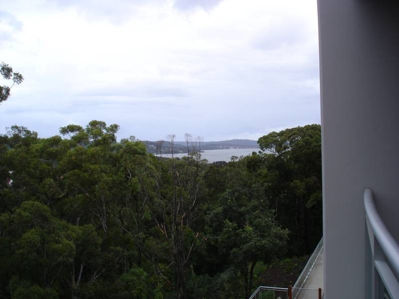 435/80 John Whiteway Drive, Gosford NSW 2250