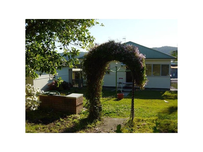19 Young Street, Gosford NSW 2250
