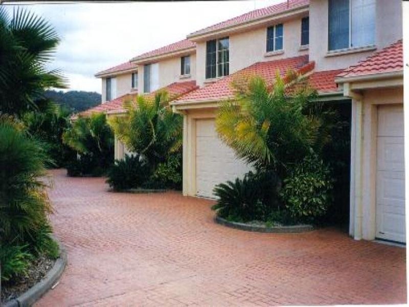 1/8 Beechwood Close, Ourimbah NSW 2258