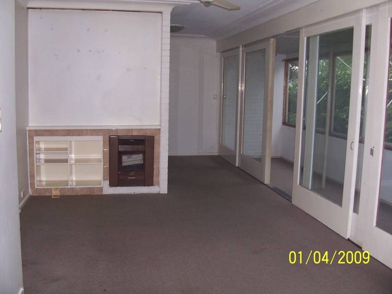 15 York Street, Point Frederick NSW 2250