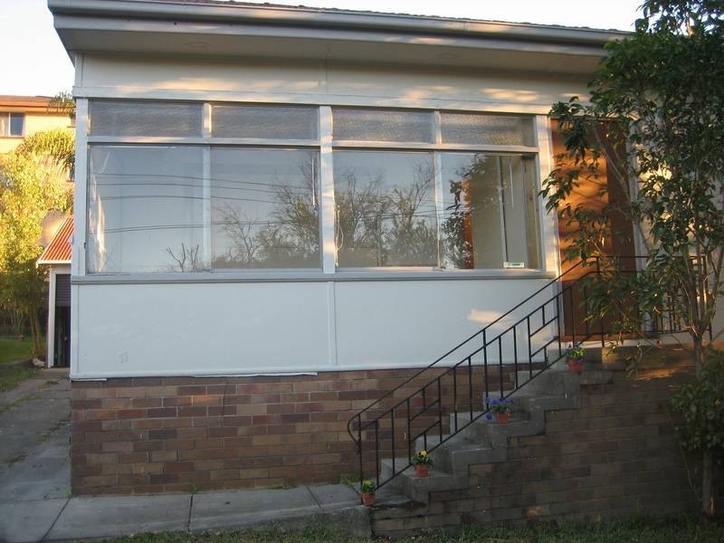 11 York Street, Point Frederick NSW 2250
