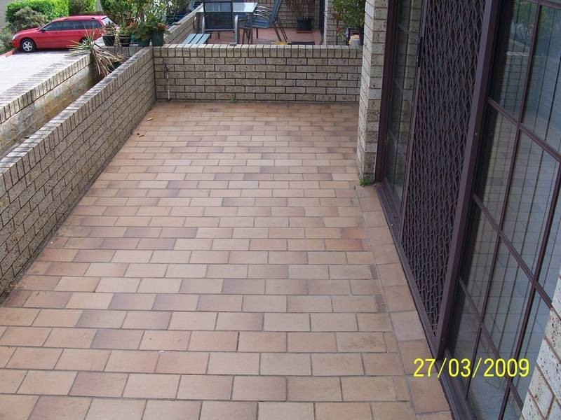 2/1 Joseph Lloyd Close, Gosford NSW 2250