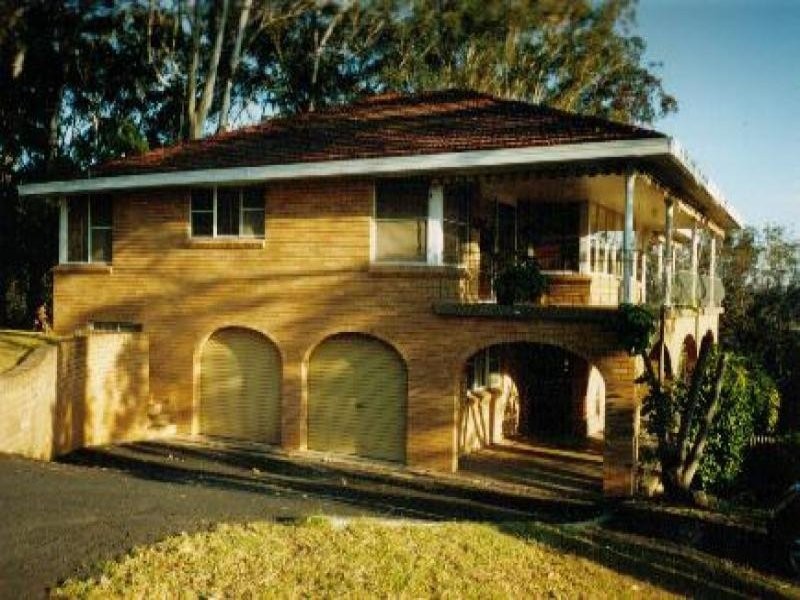 2 Elfin Hill Road, Green Point NSW 2251