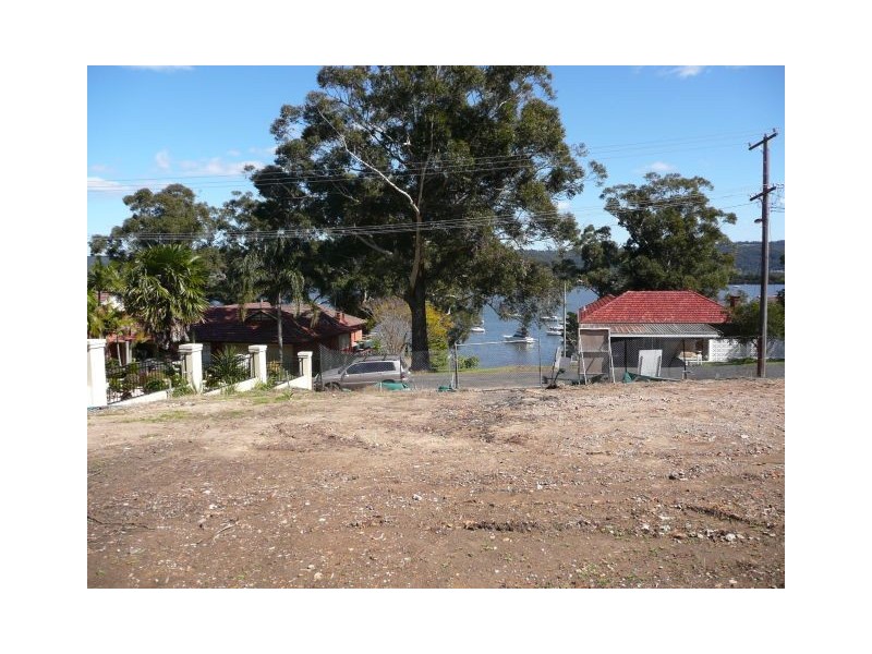 Point Frederick NSW 2250