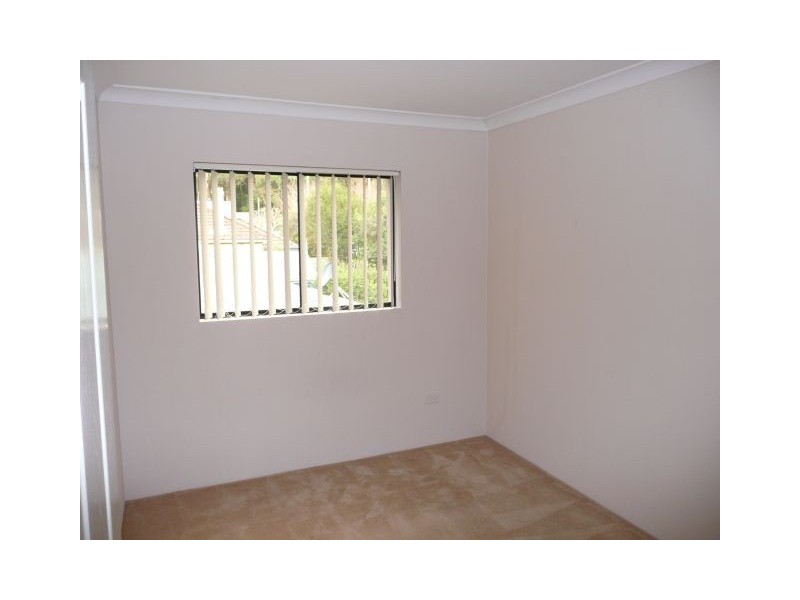 3/8 Bent Street, Gosford NSW 2250