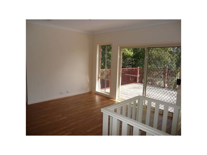 4 Janine Close, Lisarow NSW 2250