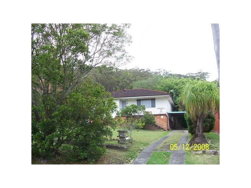 11 Grace Avenue, Point Clare NSW 2250