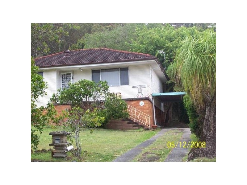 11 Grace Avenue, Point Clare NSW 2250