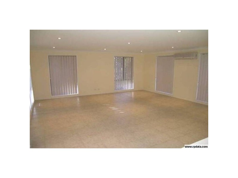 9 Eve Street, Narara NSW 2250