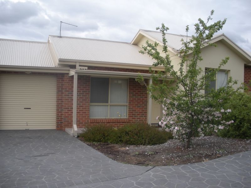 10/75 Combermere Street, Goulburn NSW 2580
