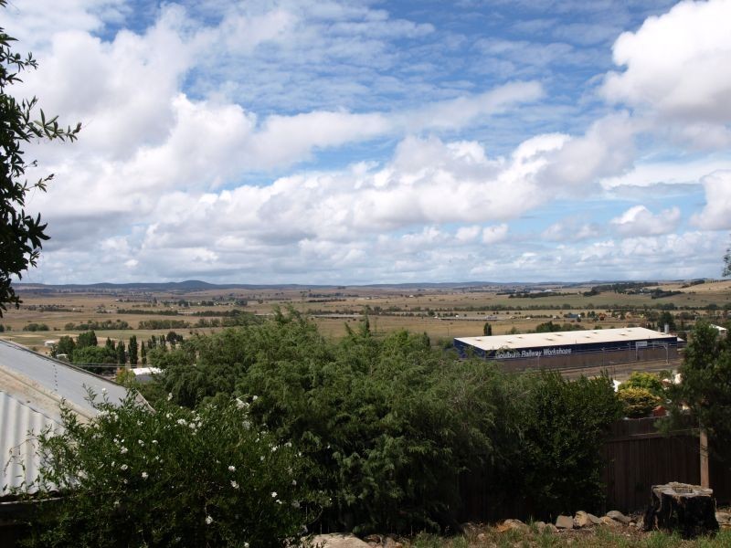 32 Lansdowne Street, Goulburn NSW 2580