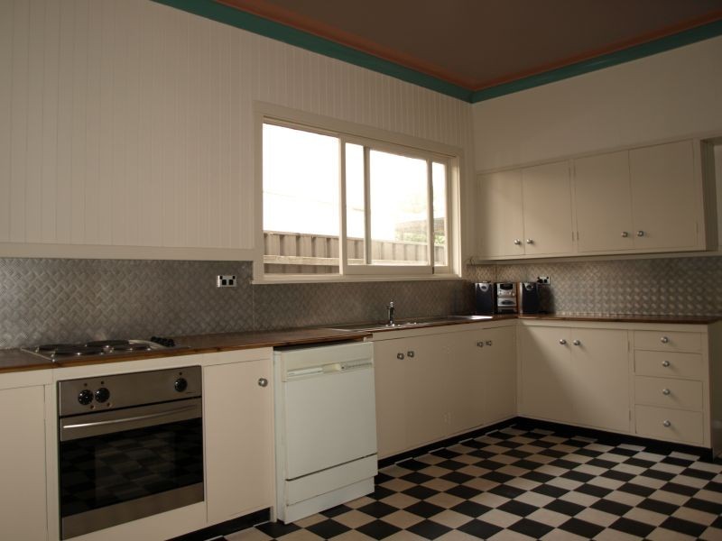 32 Lansdowne Street, Goulburn NSW 2580