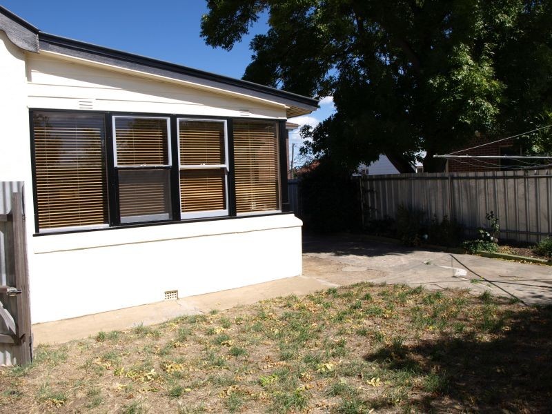 86 Lagoon Street, Goulburn NSW 2580