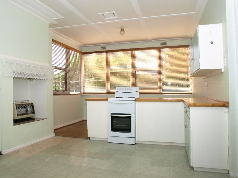 86 Lagoon Street, Goulburn NSW 2580