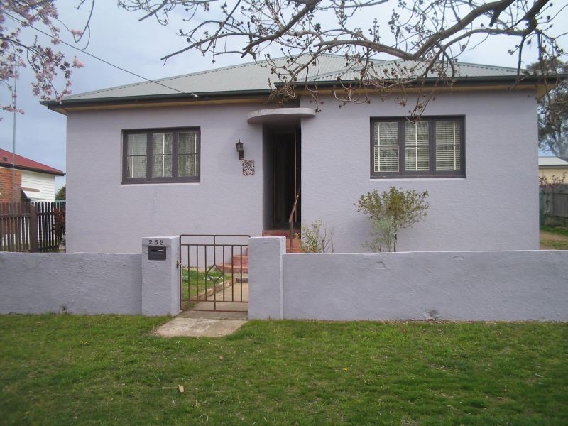 252 Comberemere Street, Goulburn NSW 2580