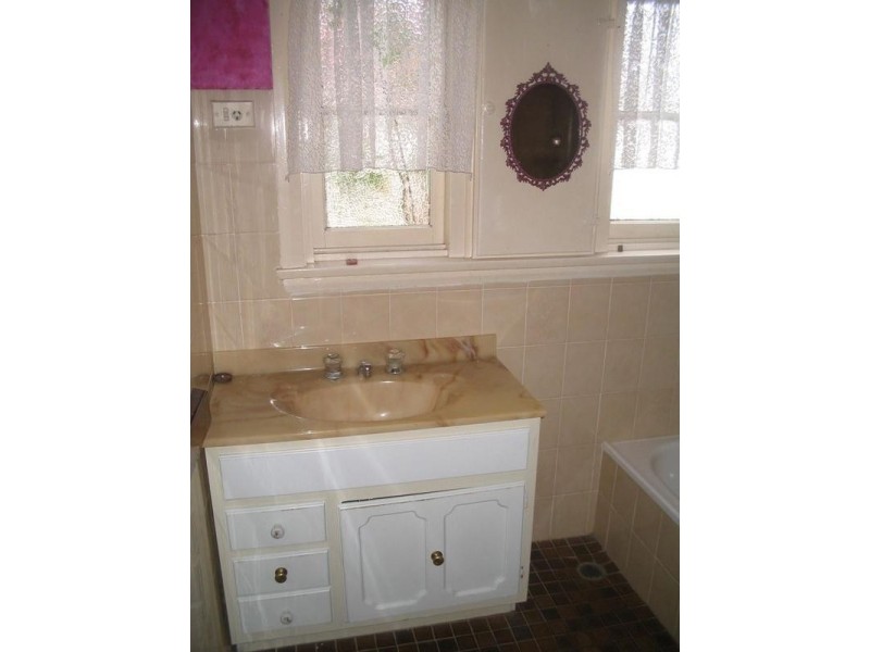 252 Comberemere Street, Goulburn NSW 2580