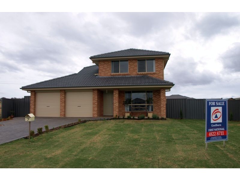 7 Benjamin Place, Goulburn NSW 2580