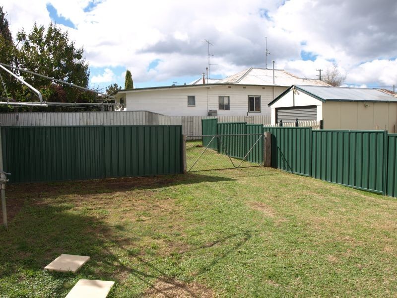 139 Clinton Street, Goulburn NSW 2580
