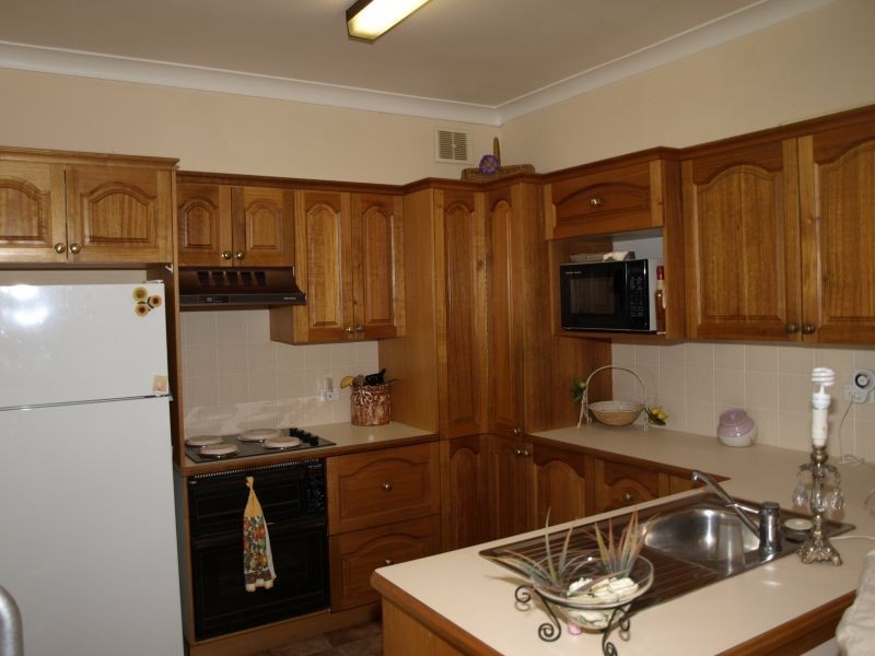 42 Albert Street, Goulburn NSW 2580