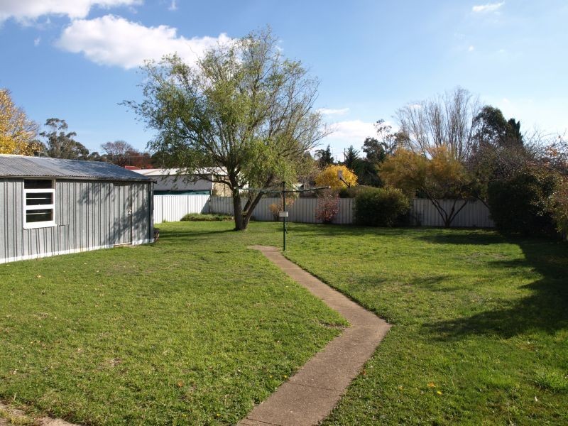 42 Albert Street, Goulburn NSW 2580
