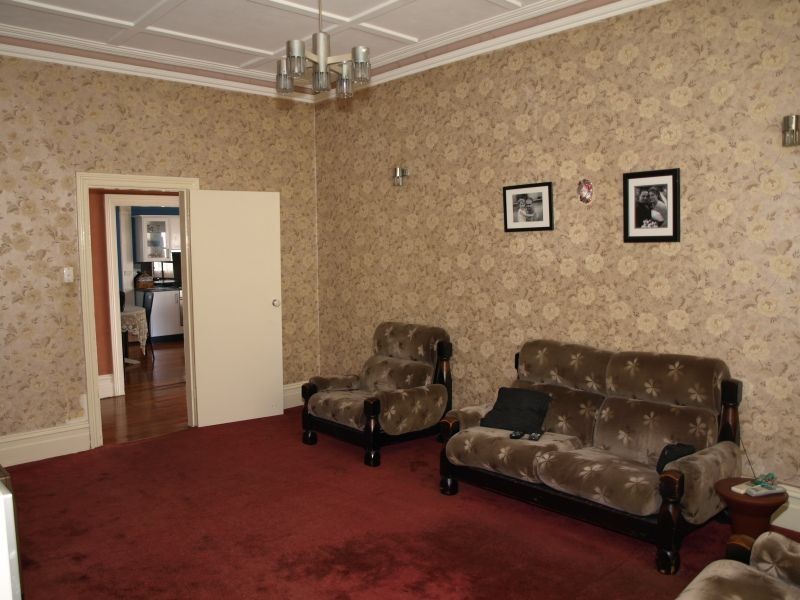 64 Cowper Street, Goulburn NSW 2580