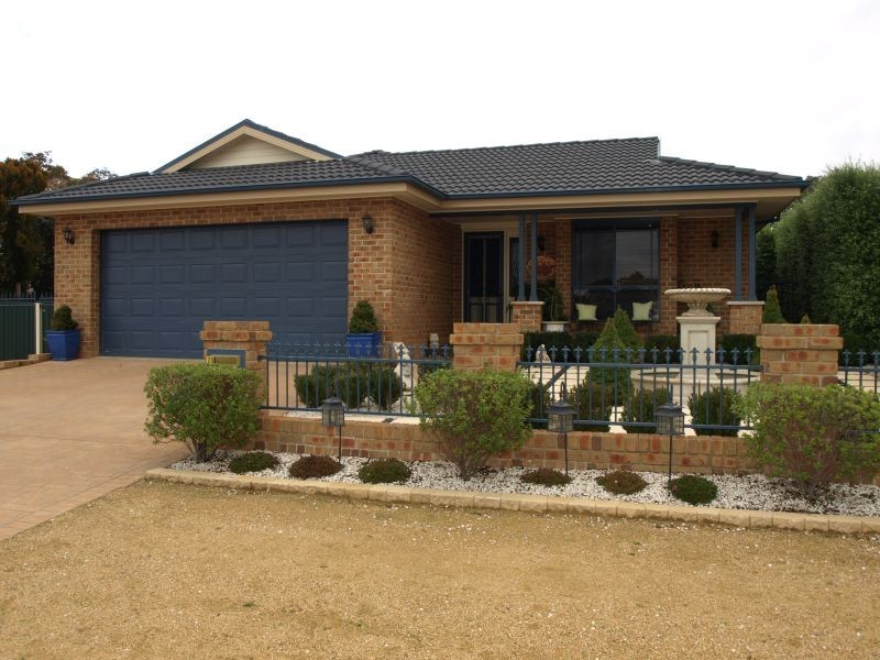 2 Rosedale Court, Goulburn NSW 2580