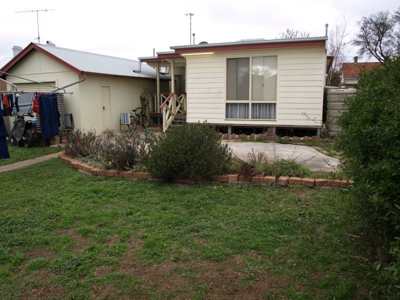 11 Ruby Street, Goulburn NSW 2580