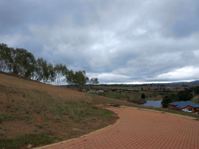 2 Thomas Place, Goulburn NSW 2580