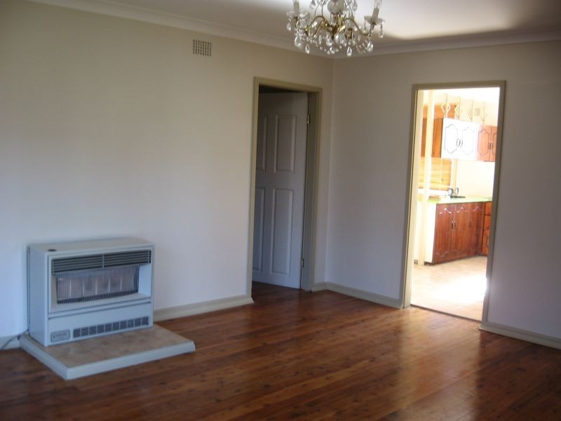 40 Hollis Avenue, Goulburn NSW 2580