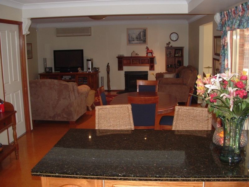 2 Hinchcliffe Close, Goulburn NSW 2580