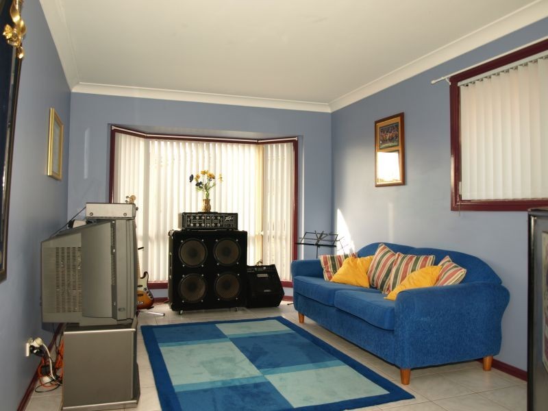 3 Samuel Place, Goulburn NSW 2580