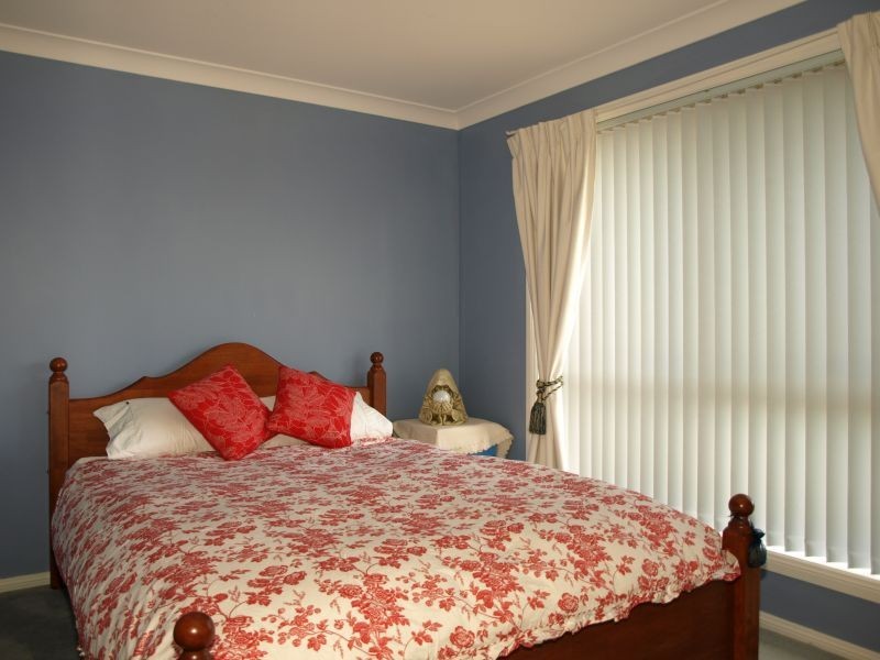 3 Samuel Place, Goulburn NSW 2580