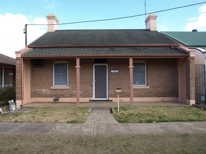 28 Sterne Street, Goulburn NSW 2580