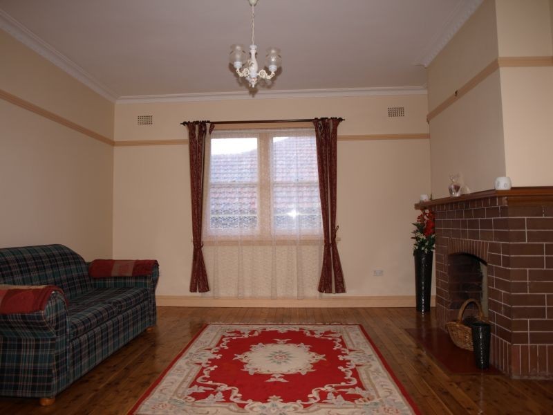 7 Auburn Street, Goulburn NSW 2580