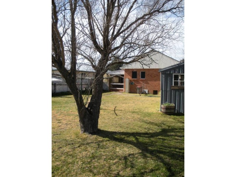 42 Albert Street, Goulburn NSW 2580