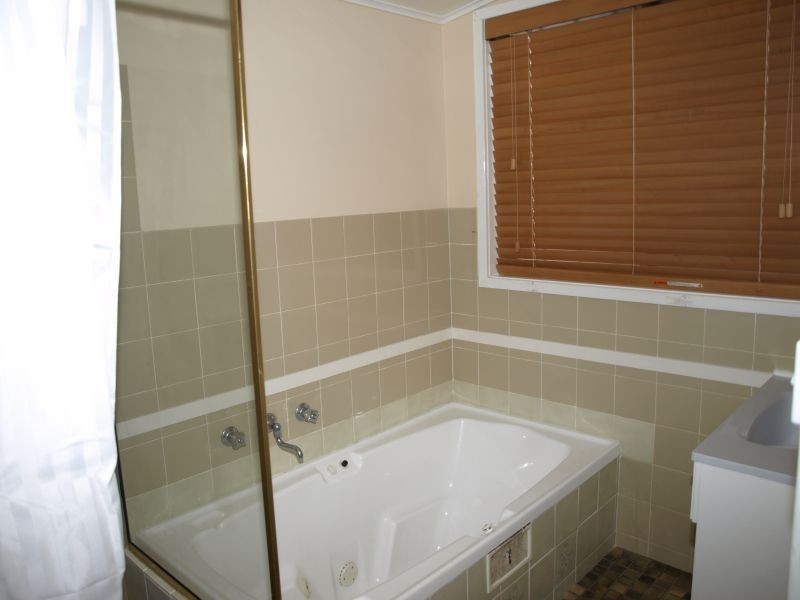 2 Beppo Street, Goulburn NSW 2580