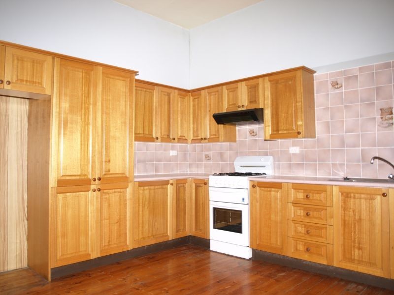90 Bourke Street, Goulburn NSW 2580