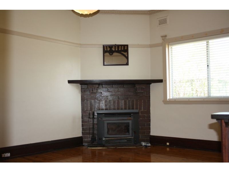 50 Combermere Street, Goulburn NSW 2580