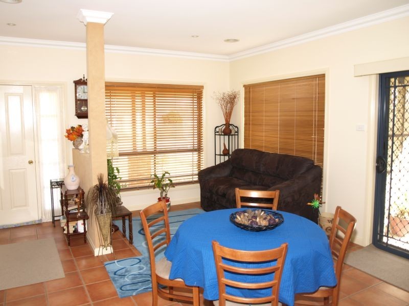 11 Bishop Street, Goulburn NSW 2580