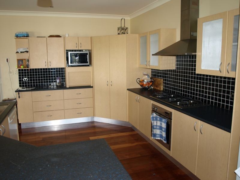 2 Barlow Place, Goulburn NSW 2580