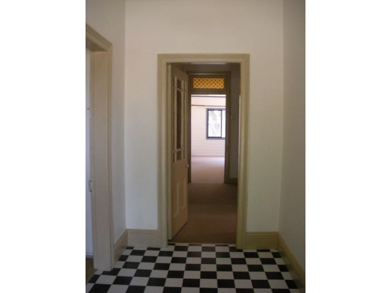 117 Clinton Street, Goulburn NSW 2580