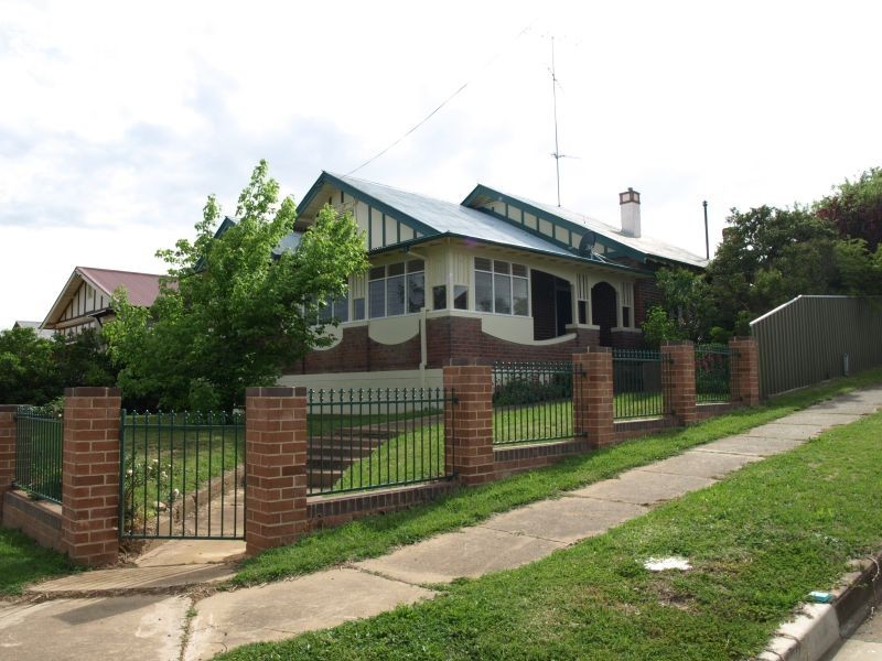 37 Albert Street, Goulburn NSW 2580