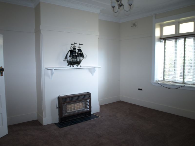 37 Albert Street, Goulburn NSW 2580