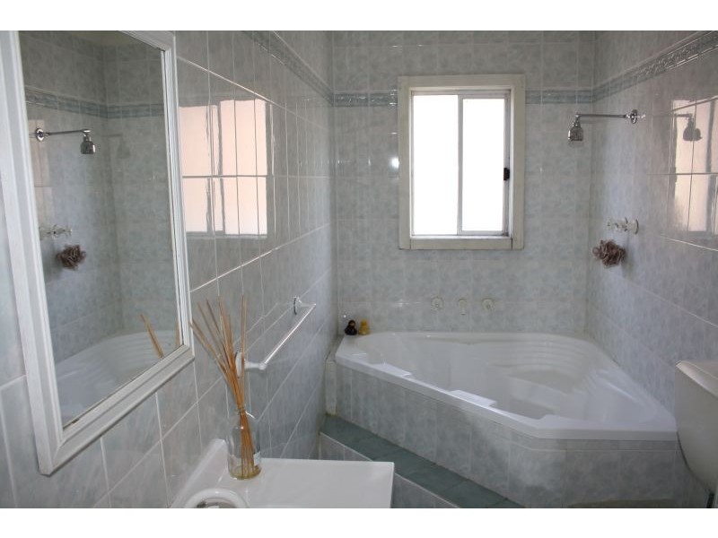 106 Addison Street, Goulburn NSW 2580