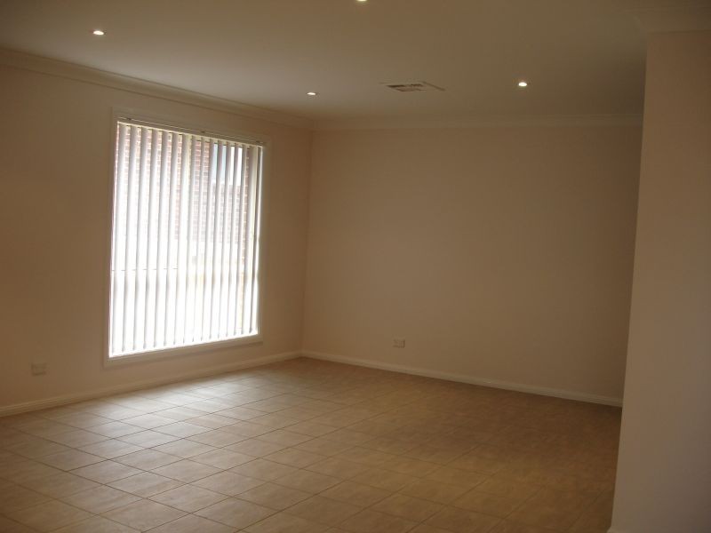 387 Auburn Street, Goulburn NSW 2580